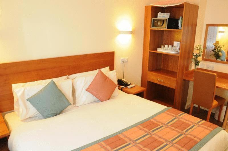 Sefton Express Hotel Ballasalla Habitación foto